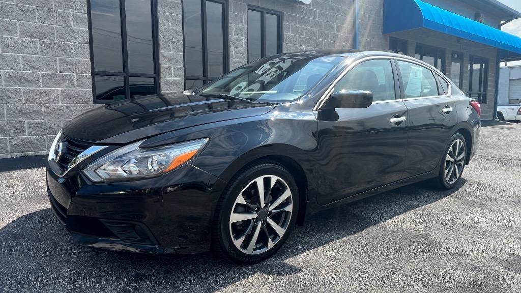 2016 Nissan Altima - $13,299