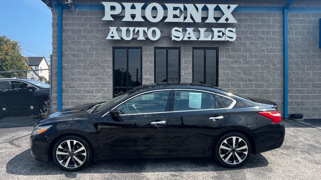 2016 Nissan Altima - $13,299