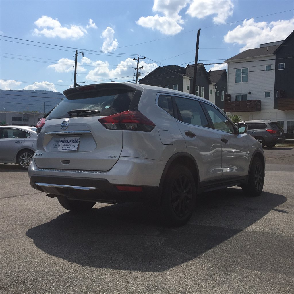 2018 Nissan Rogue - $12,499