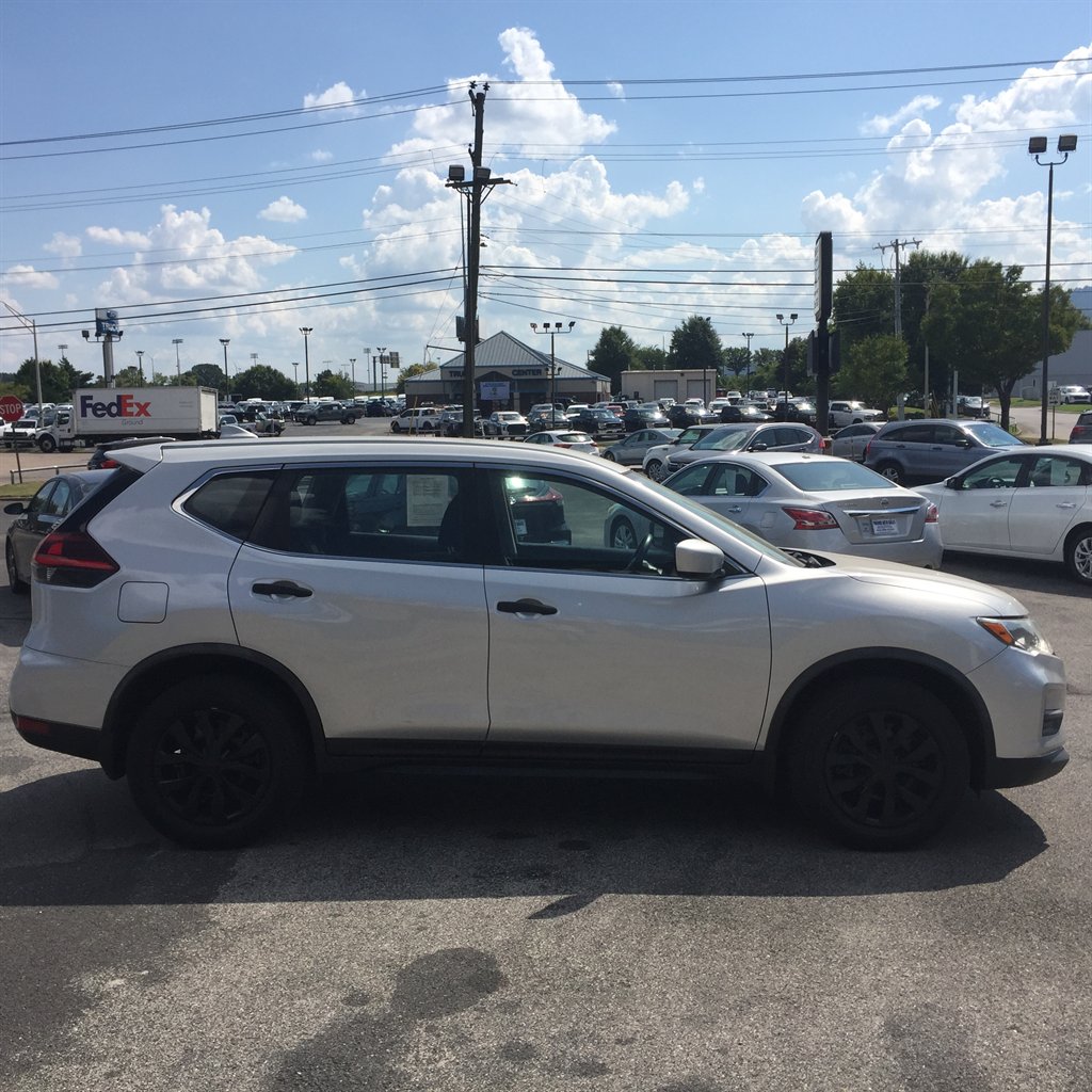 2018 Nissan Rogue - $12,499