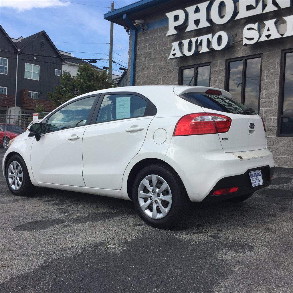 2012 Kia Rio - $7,999