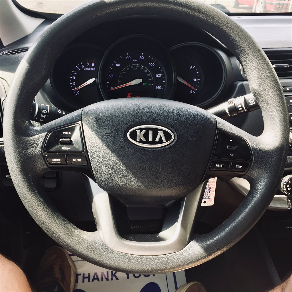 2012 Kia Rio - $7,999