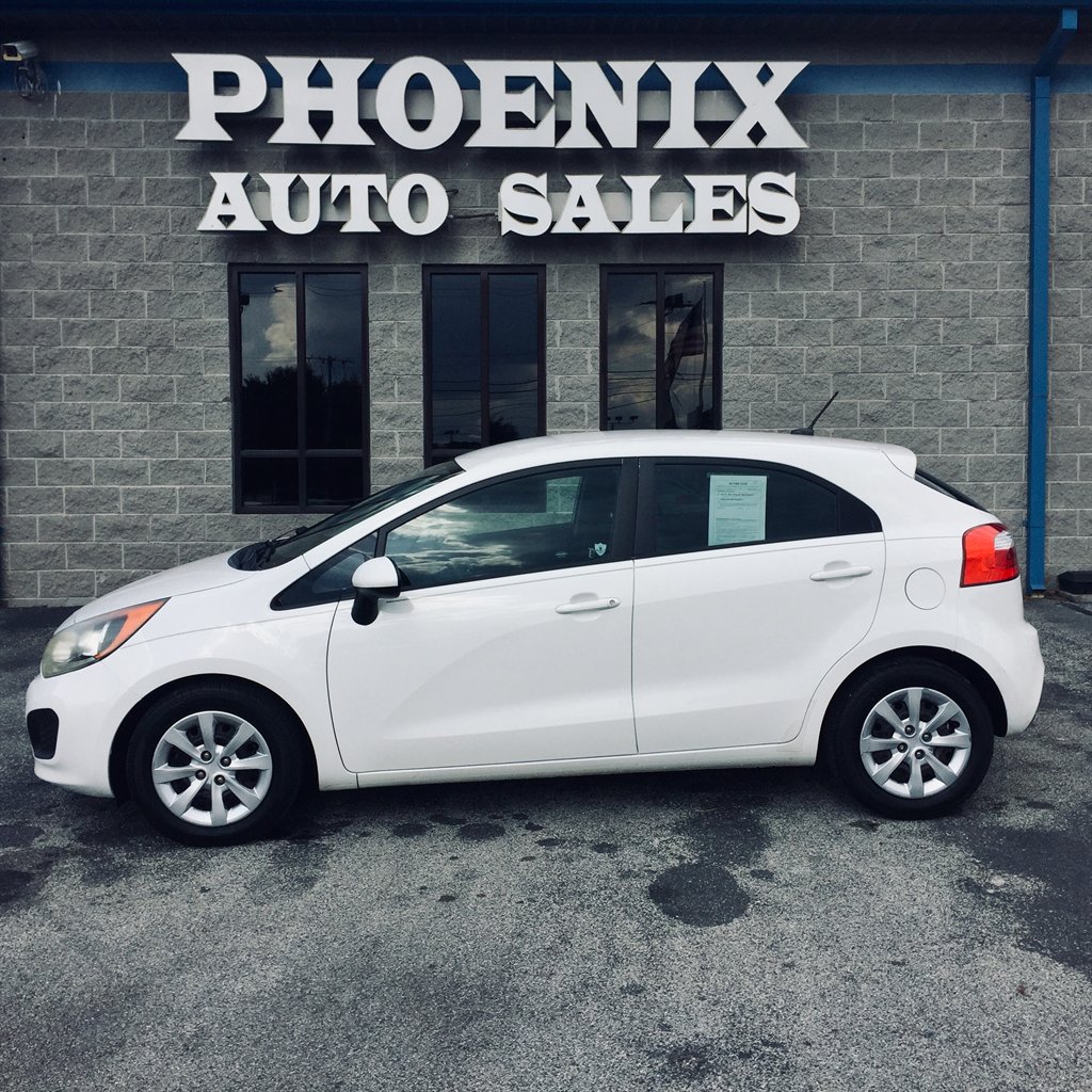2012 Kia Rio - $7,999