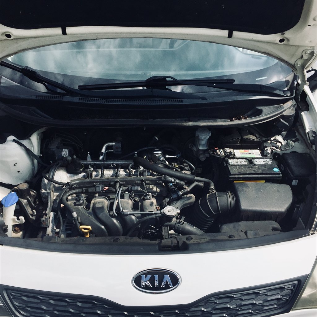 2012 Kia Rio - $7,999