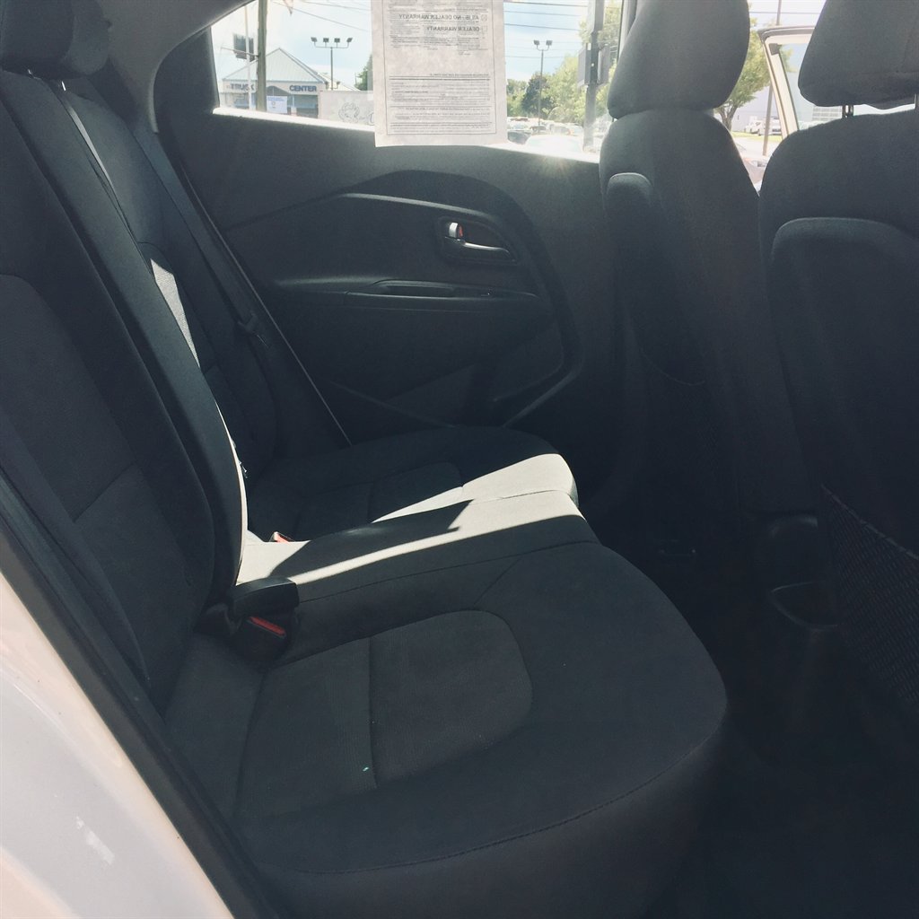 2012 Kia Rio - $7,999