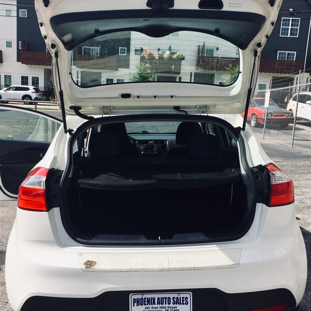 2012 Kia Rio - $7,999