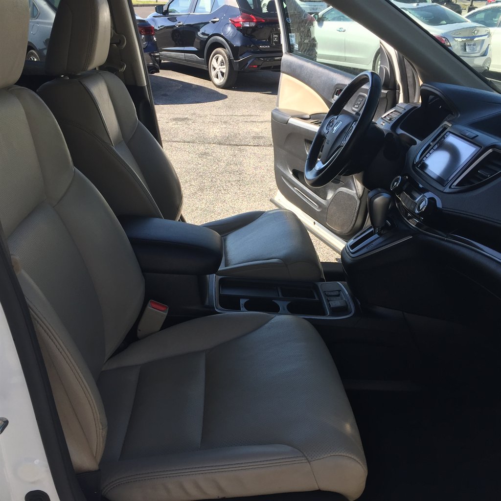 2015 Honda CR-V - $12,499