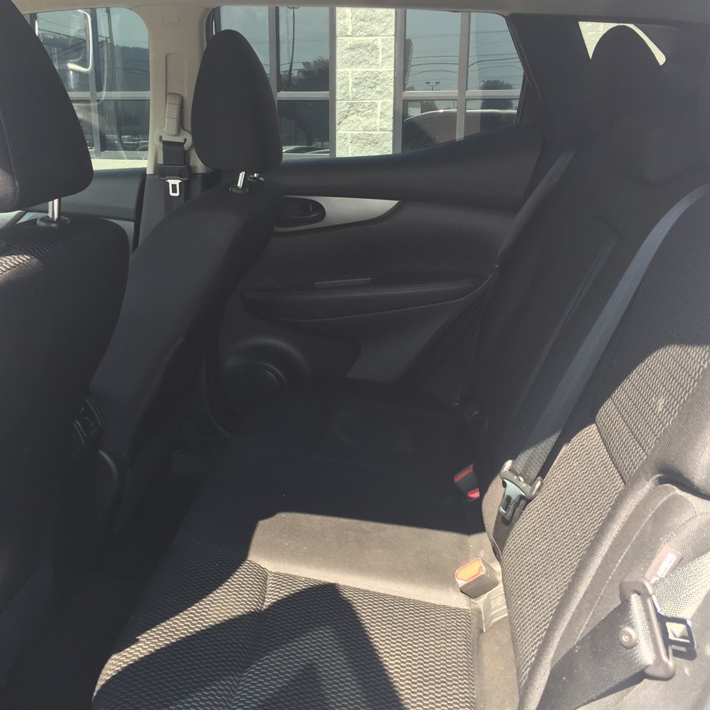 2020 Nissan Rogue - $12,499