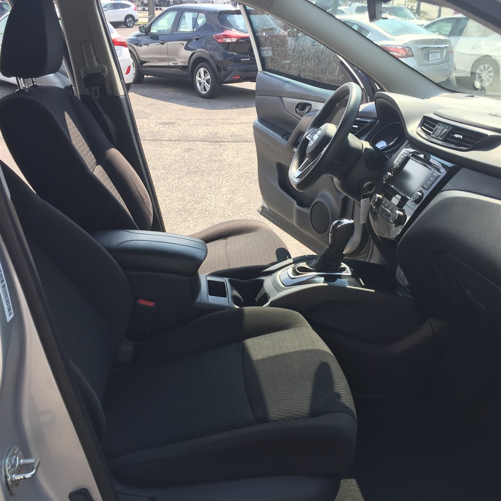 2020 Nissan Rogue - $12,499