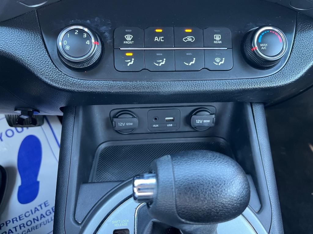 2015 Kia Sportage - $10,999