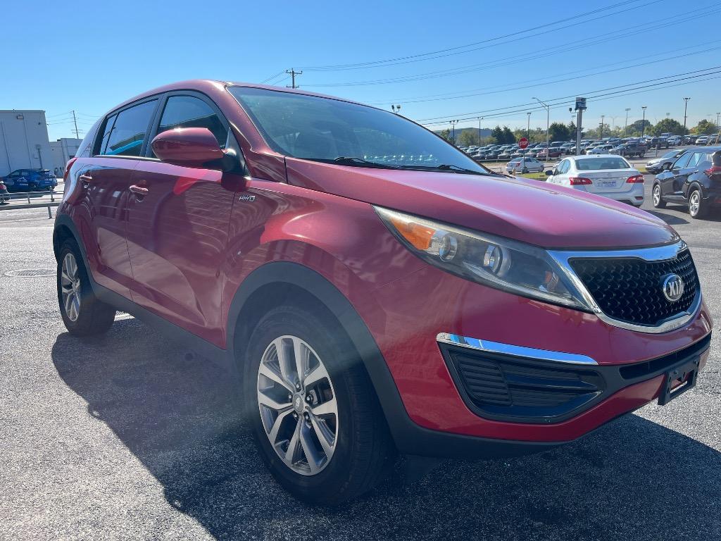 2015 Kia Sportage - $10,999