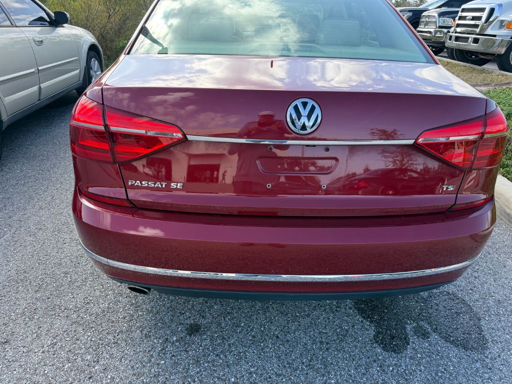 2016 Volkswagen Passat - $11,450