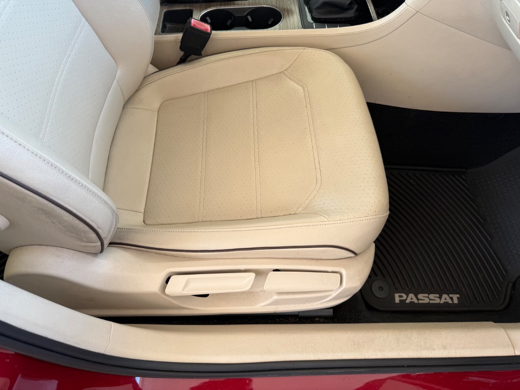 2016 Volkswagen Passat - $11,450
