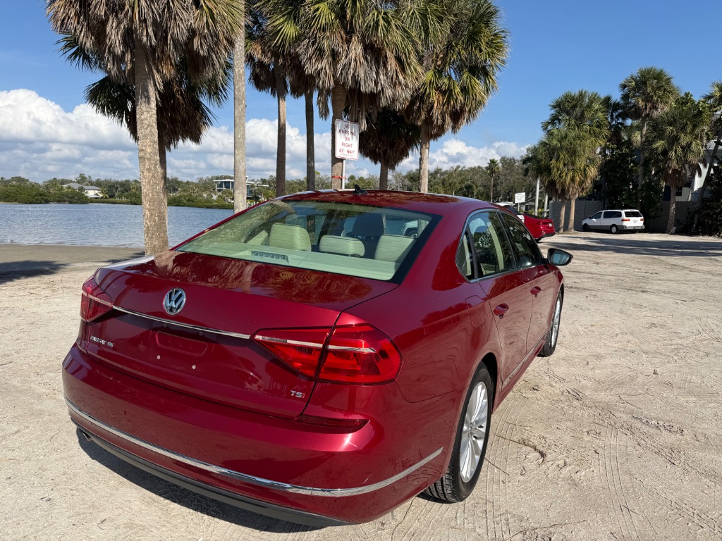 2016 Volkswagen Passat - $11,450