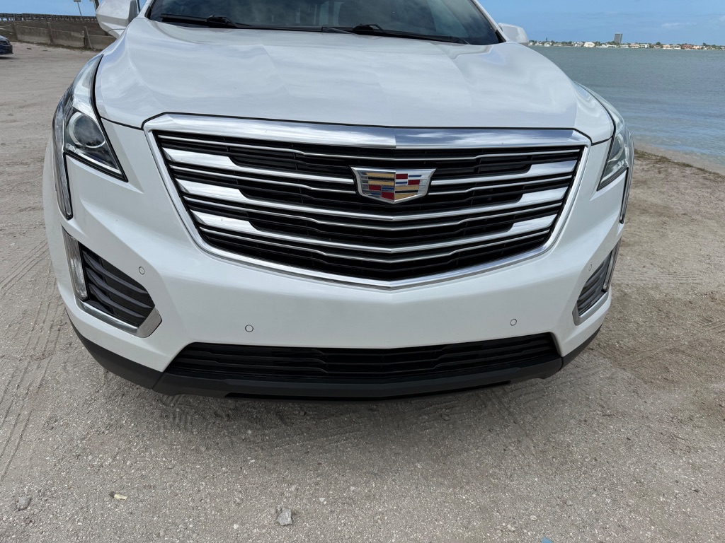 2017 Cadillac XT5 - $17,950
