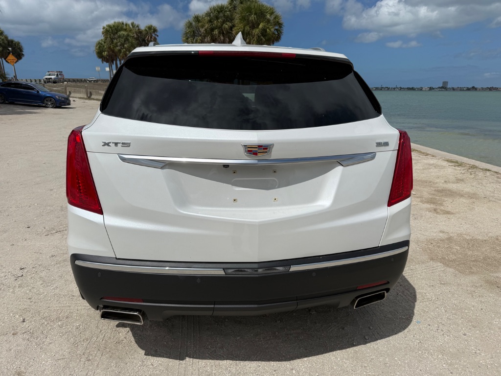2017 Cadillac XT5 - $17,950