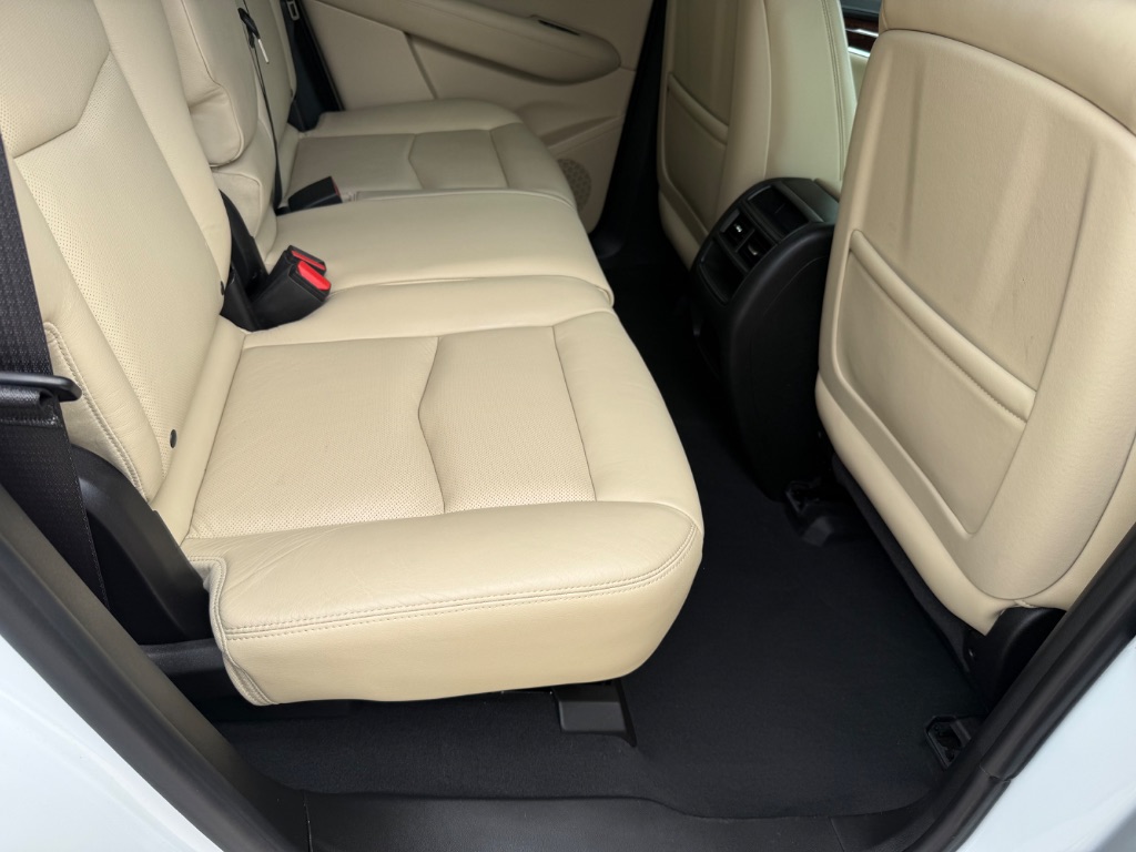 2017 Cadillac XT5 - $17,950