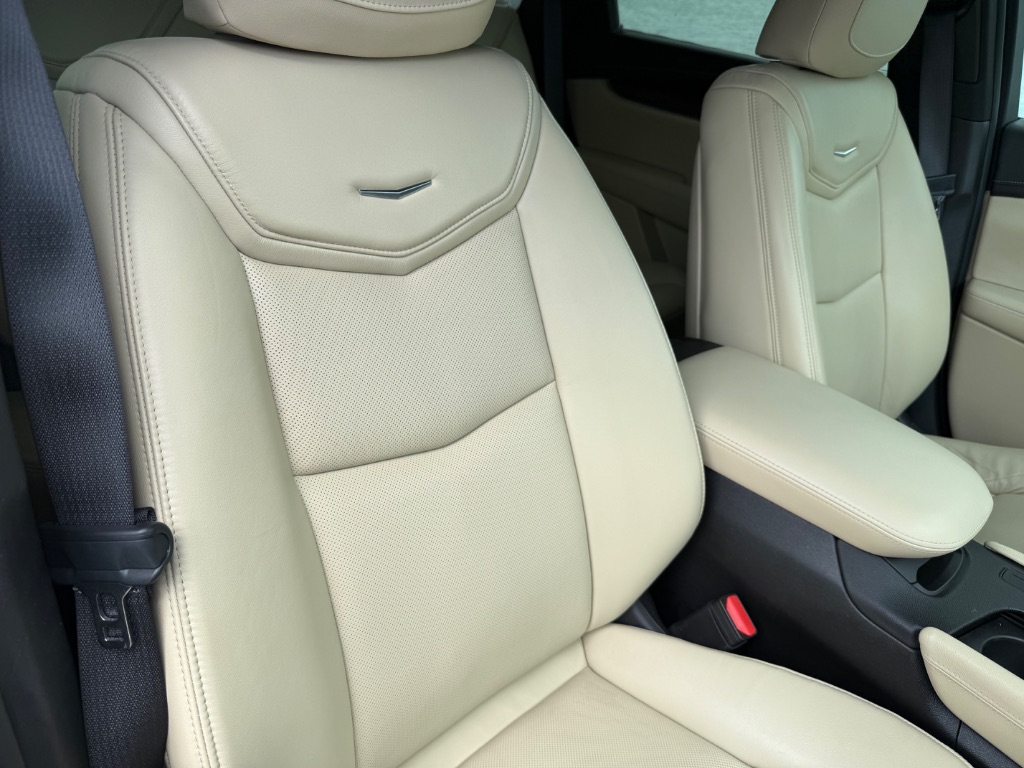 2017 Cadillac XT5 - $17,950