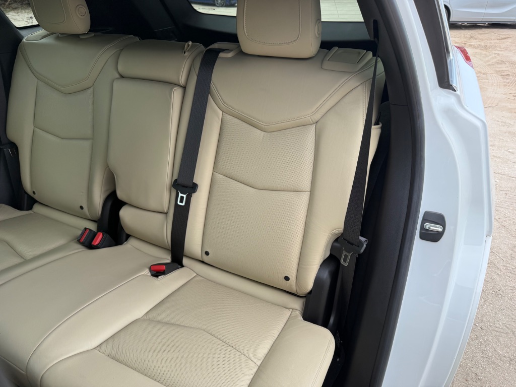 2017 Cadillac XT5 - $17,950