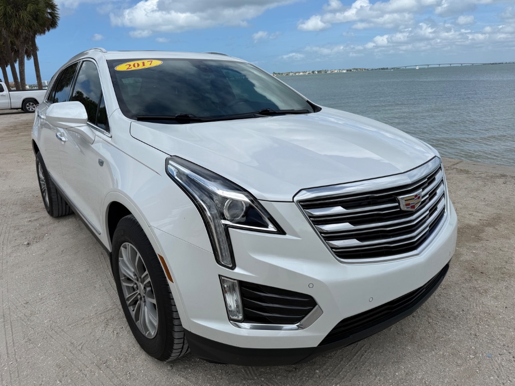 2017 Cadillac XT5 - $17,950