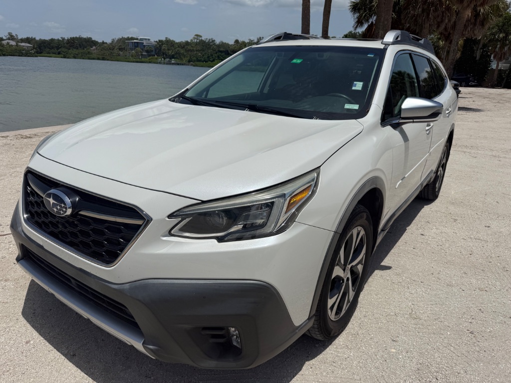 2020 Subaru Outback - $21,950