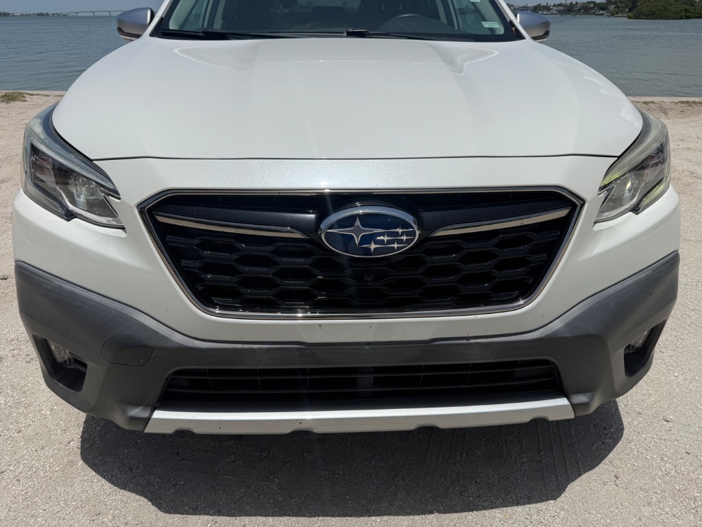 2020 Subaru Outback - $21,950