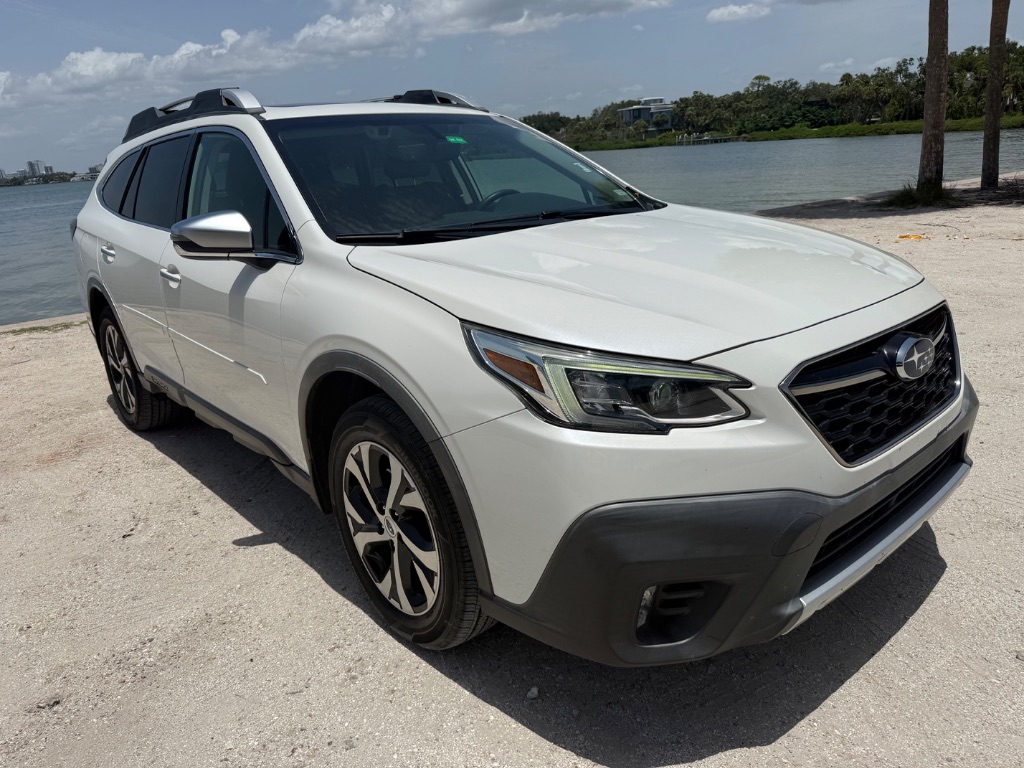 2020 Subaru Outback - $21,950