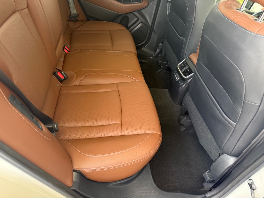 2020 Subaru Outback - $21,950