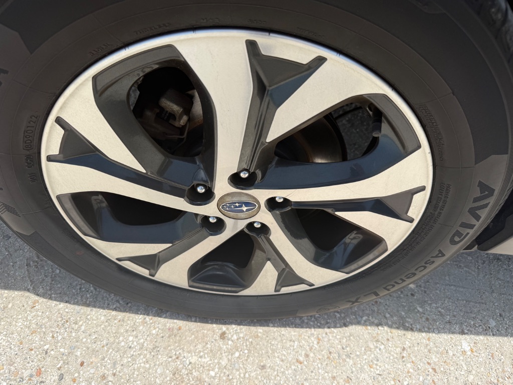 2020 Subaru Outback - $21,950