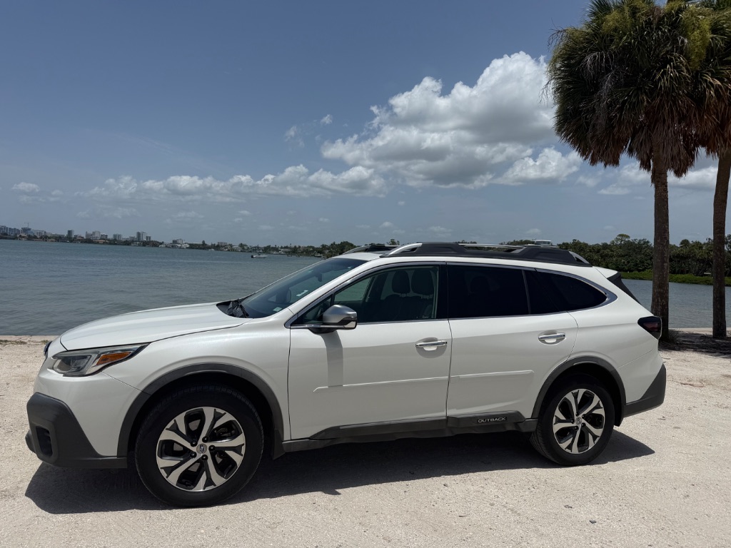 2020 Subaru Outback - $21,950