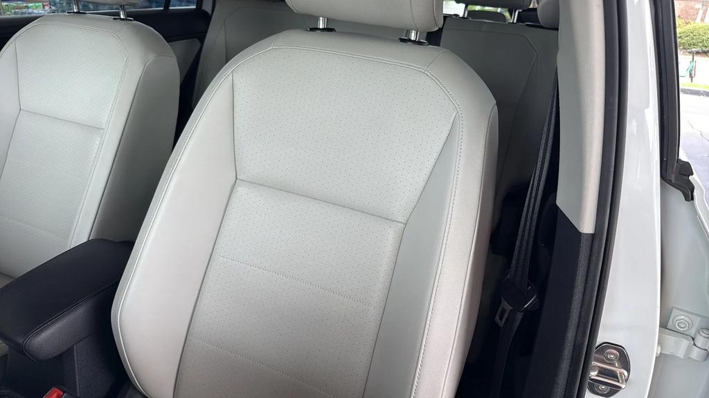 2020 Volkswagen Tiguan - $15,950