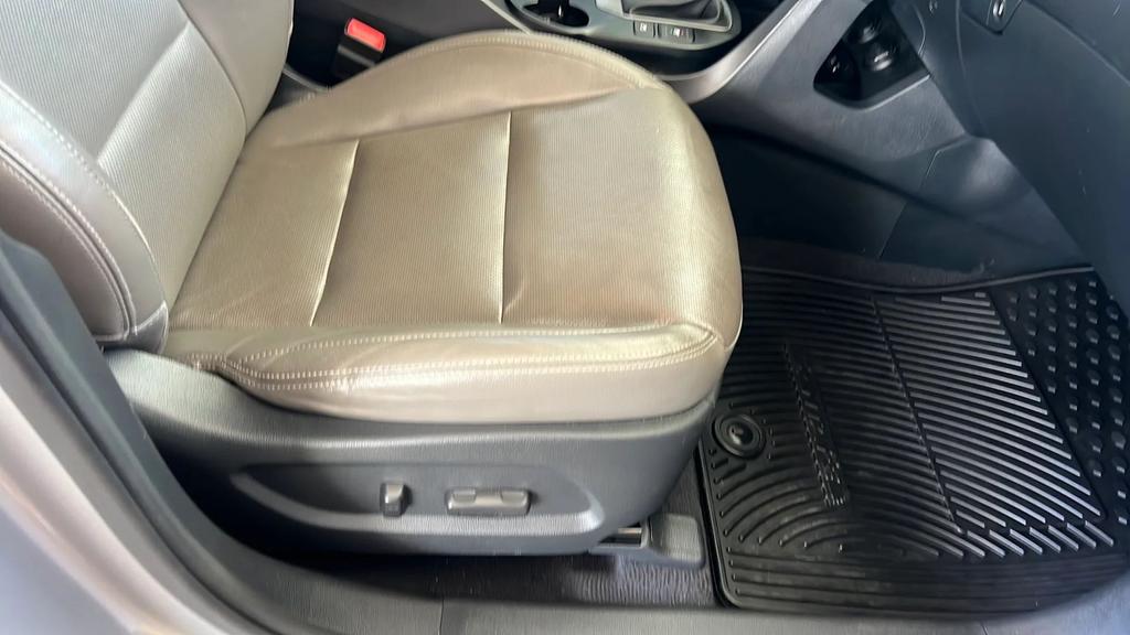 2017 Hyundai Santa Fe - $11,550