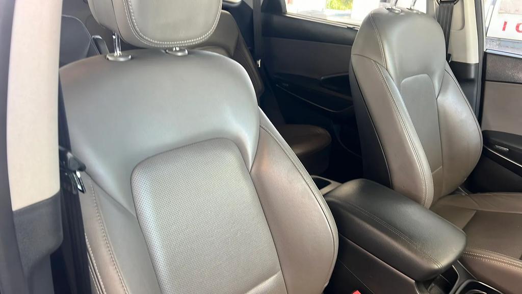 2017 Hyundai Santa Fe - $11,550