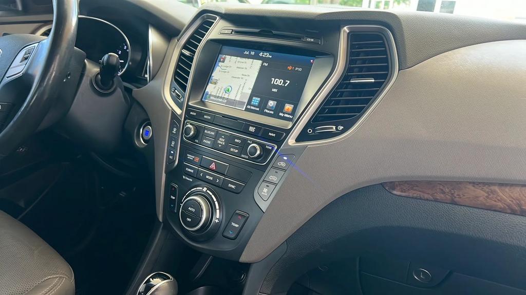 2017 Hyundai Santa Fe - $11,550