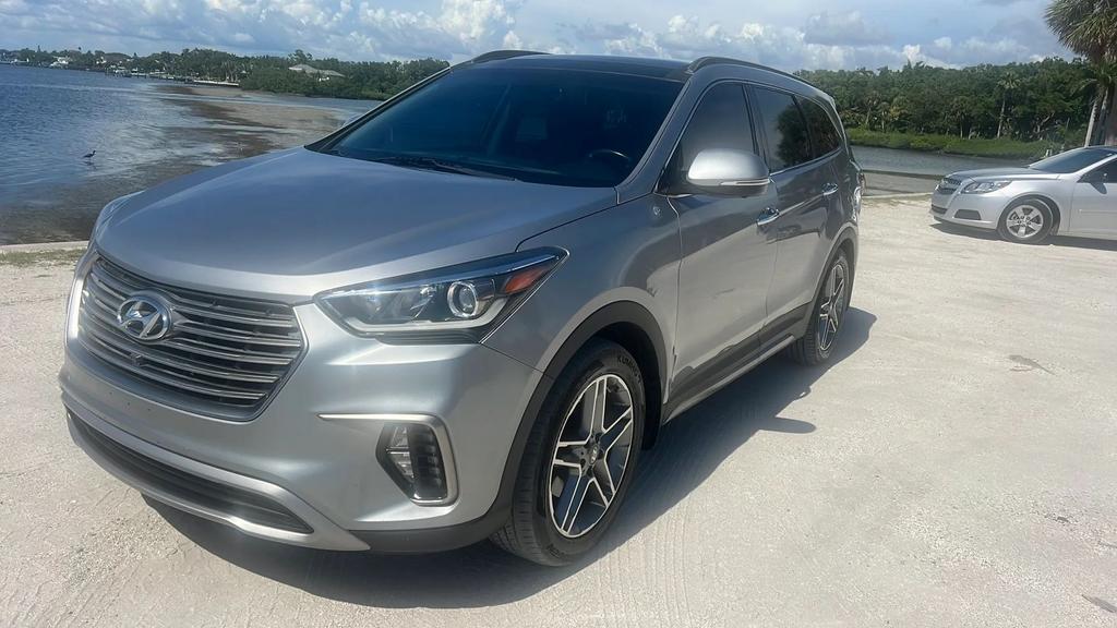 2017 Hyundai Santa Fe - $11,550