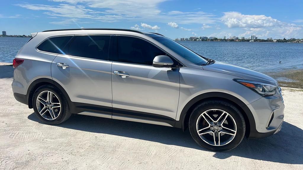 2017 Hyundai Santa Fe - $11,550