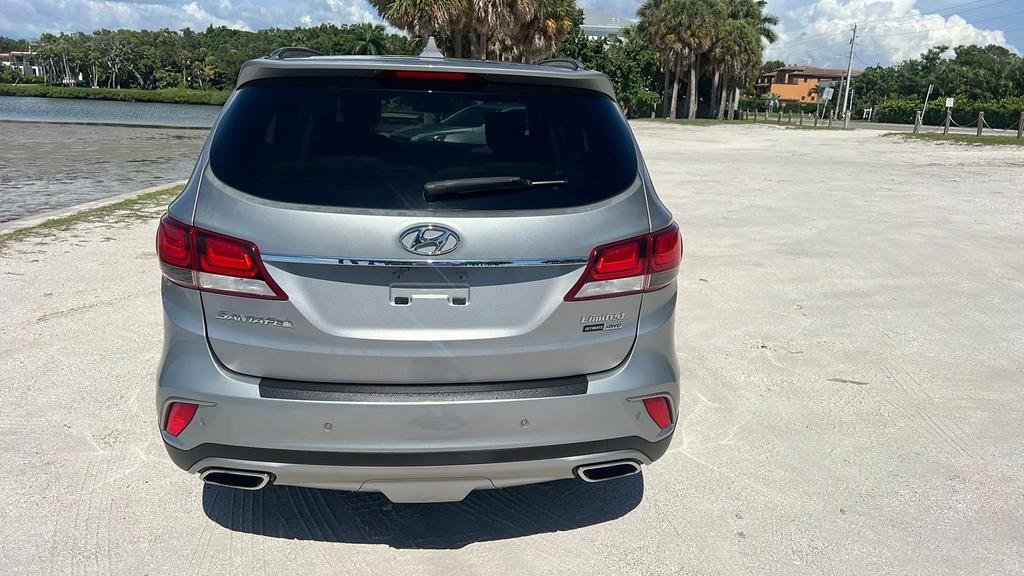 2017 Hyundai Santa Fe - $11,550