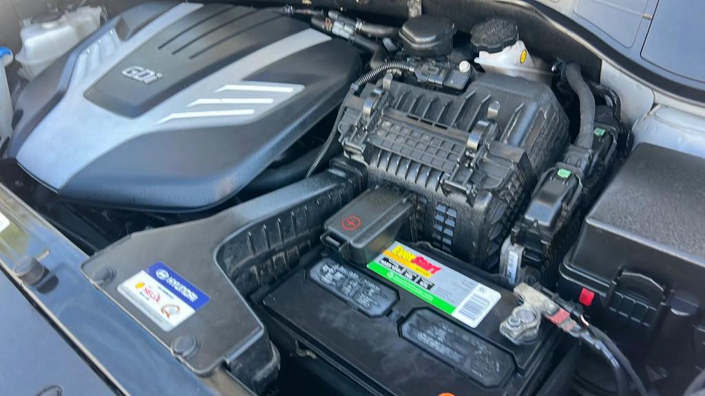 2017 Hyundai Santa Fe - $11,550