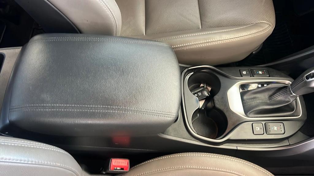 2017 Hyundai Santa Fe - $11,550