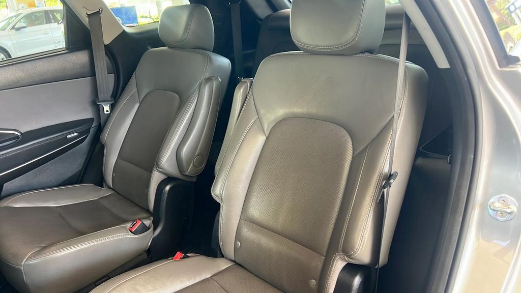 2017 Hyundai Santa Fe - $11,550