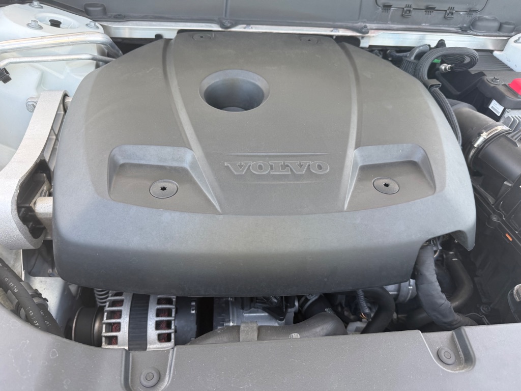 2019 Volvo XC60 - $18,950