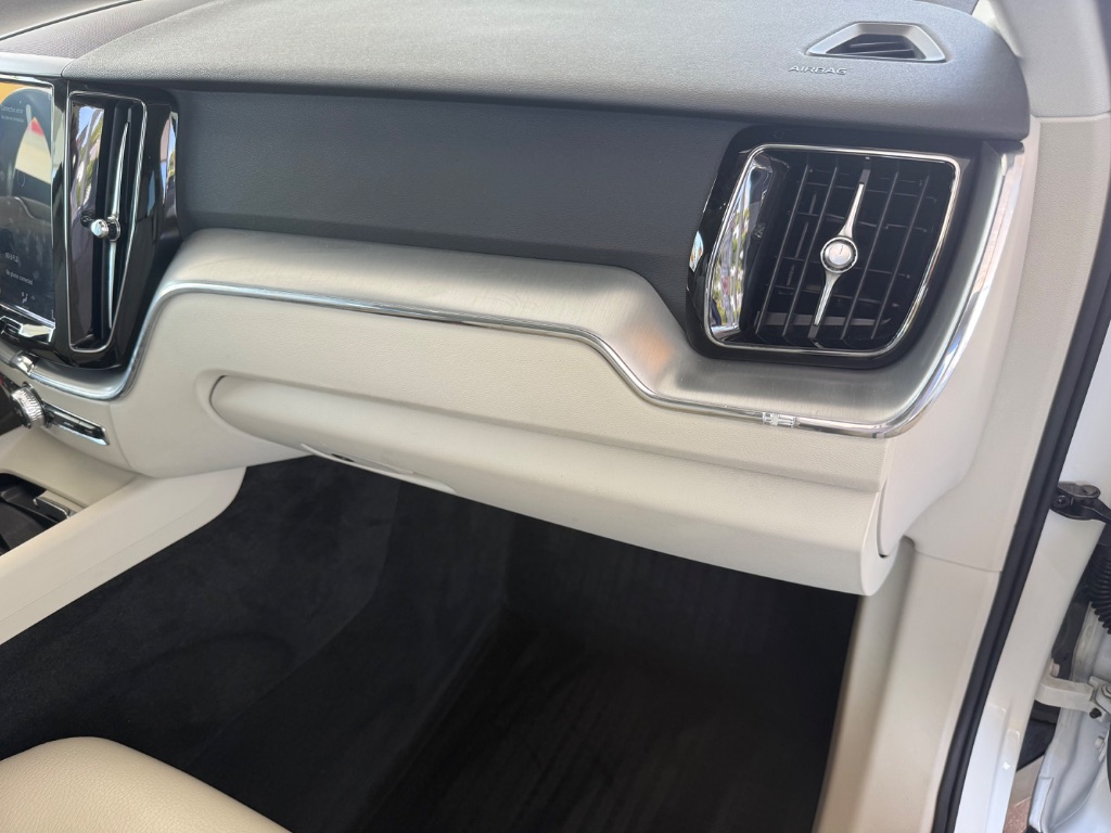 2019 Volvo XC60 - $18,950