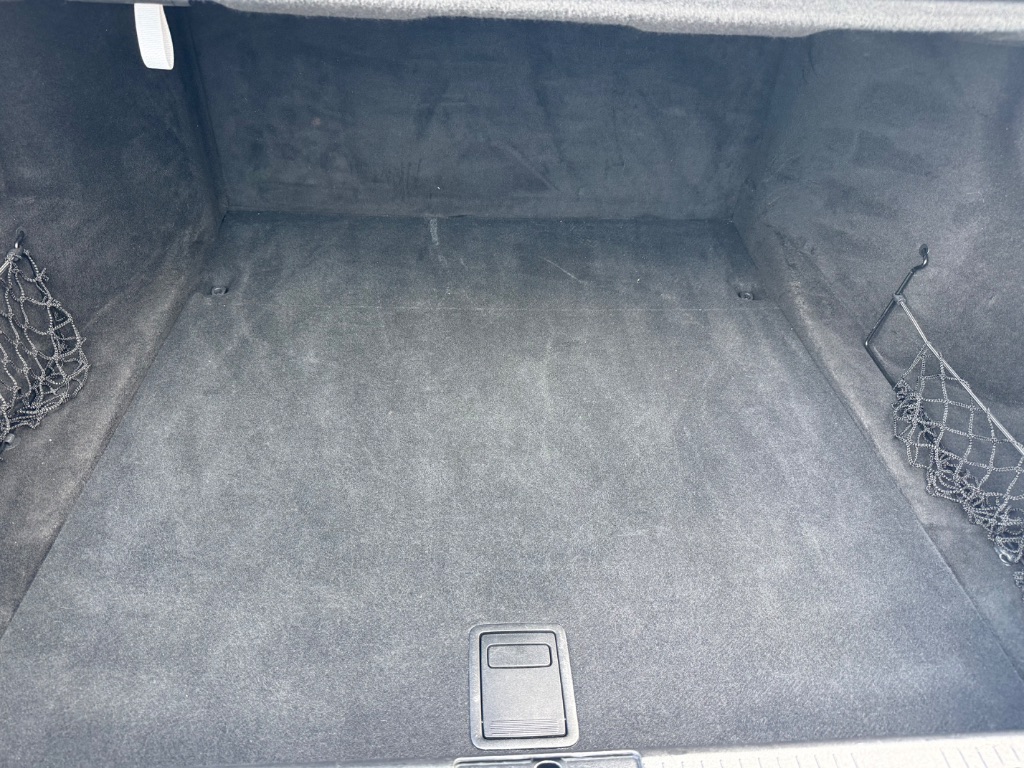 2011 Mercedes-Benz S-class - $18,550