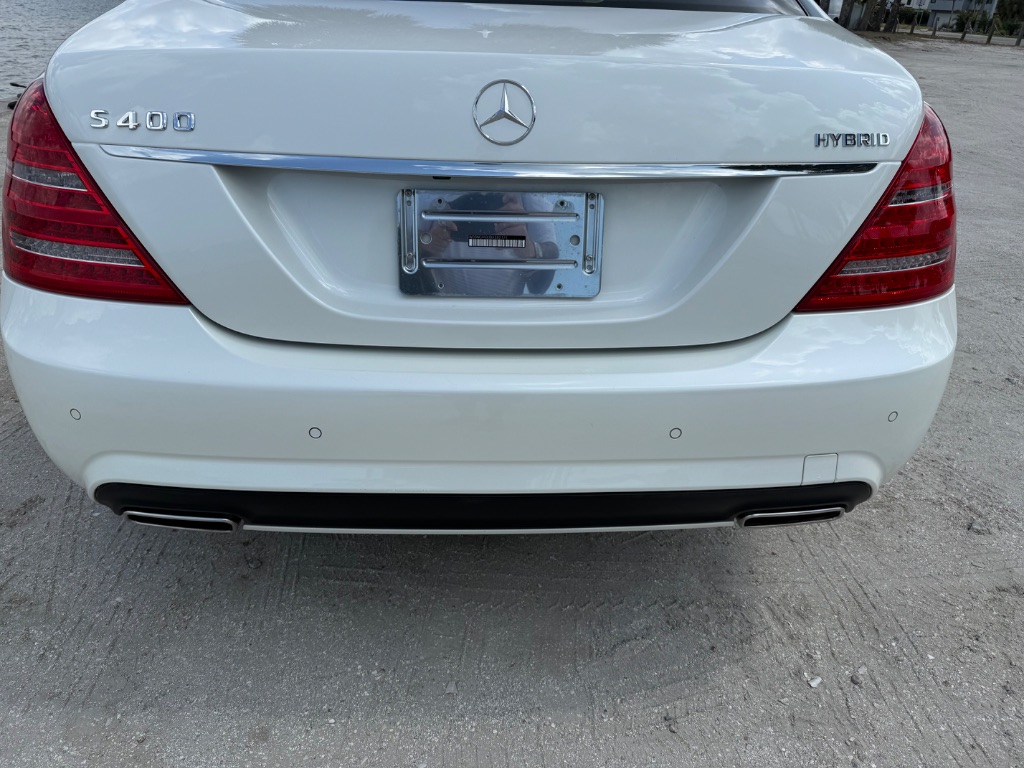 2011 Mercedes-Benz S-class - $18,550