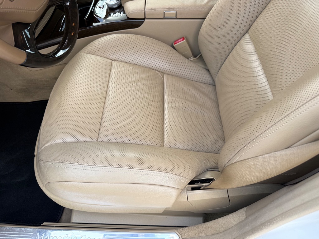 2011 Mercedes-Benz S-class - $18,550