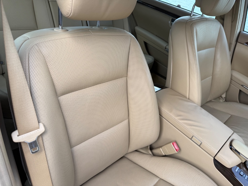 2011 Mercedes-Benz S-class - $18,550