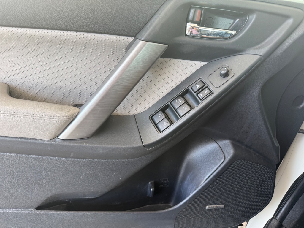 2014 Subaru Forester - $13,550