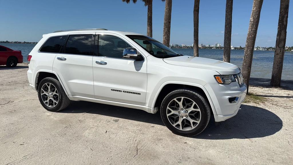 2019 Jeep Cherokee - $19,850