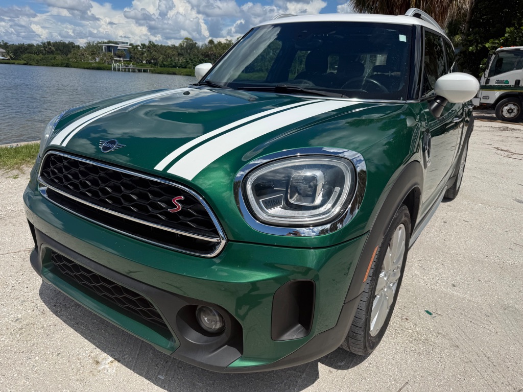 2021 MINI Countryman - $18,950