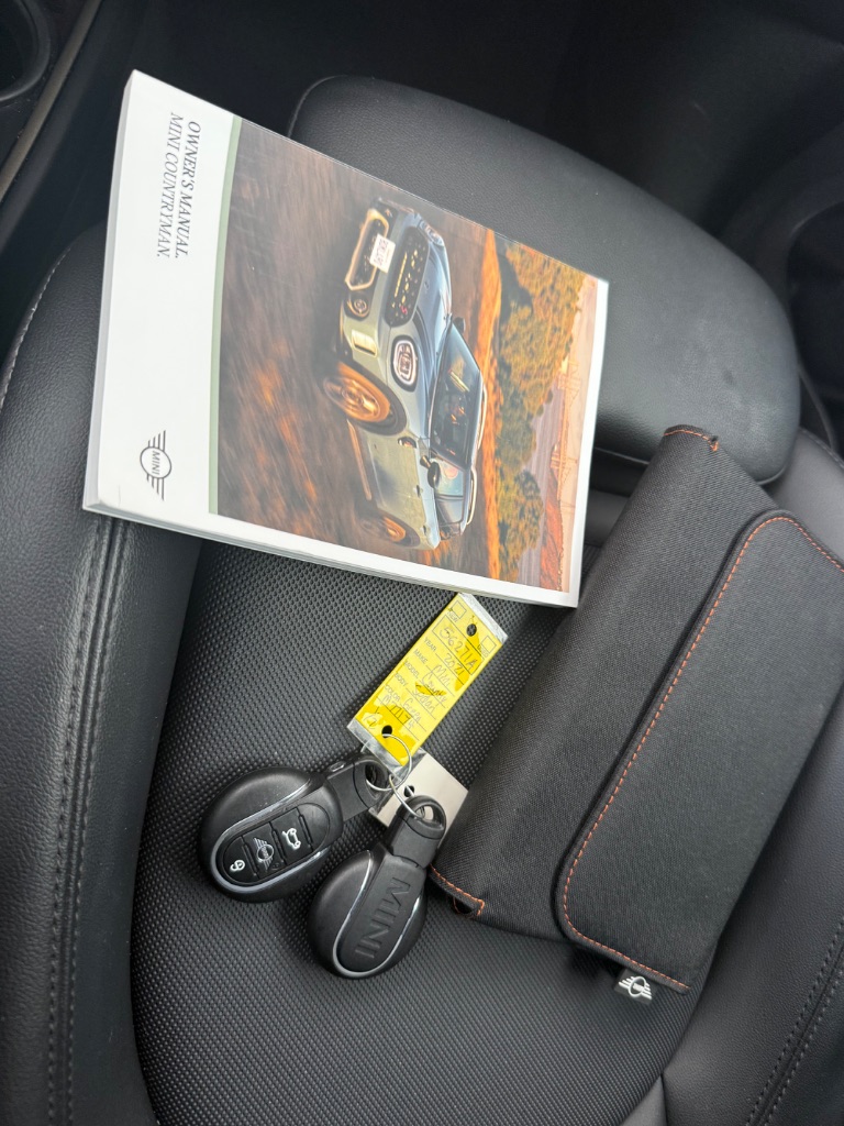 2021 MINI Countryman - $18,950